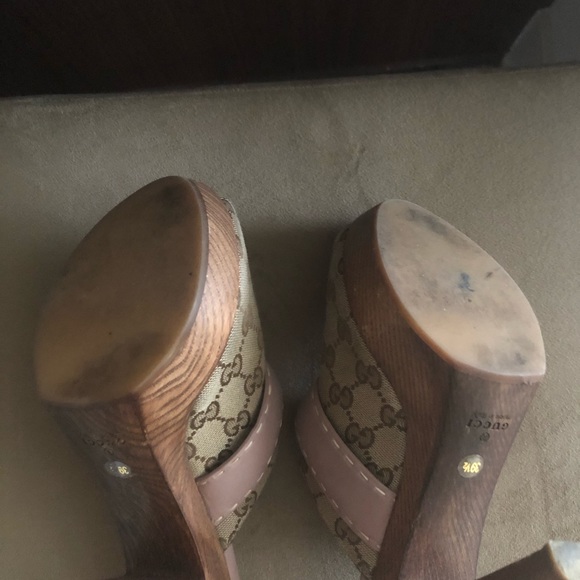 Authentic Gucci Shoes - Picture 2 of 4